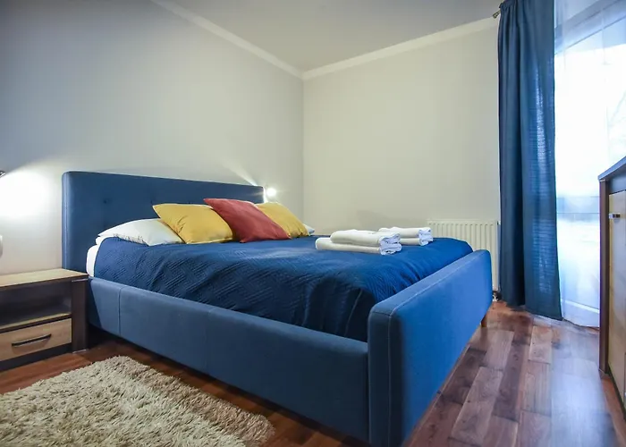 Apartamenty Na Wyspie - Villa Mistral - Apartamenty Z Sypialnia I Parkingiem